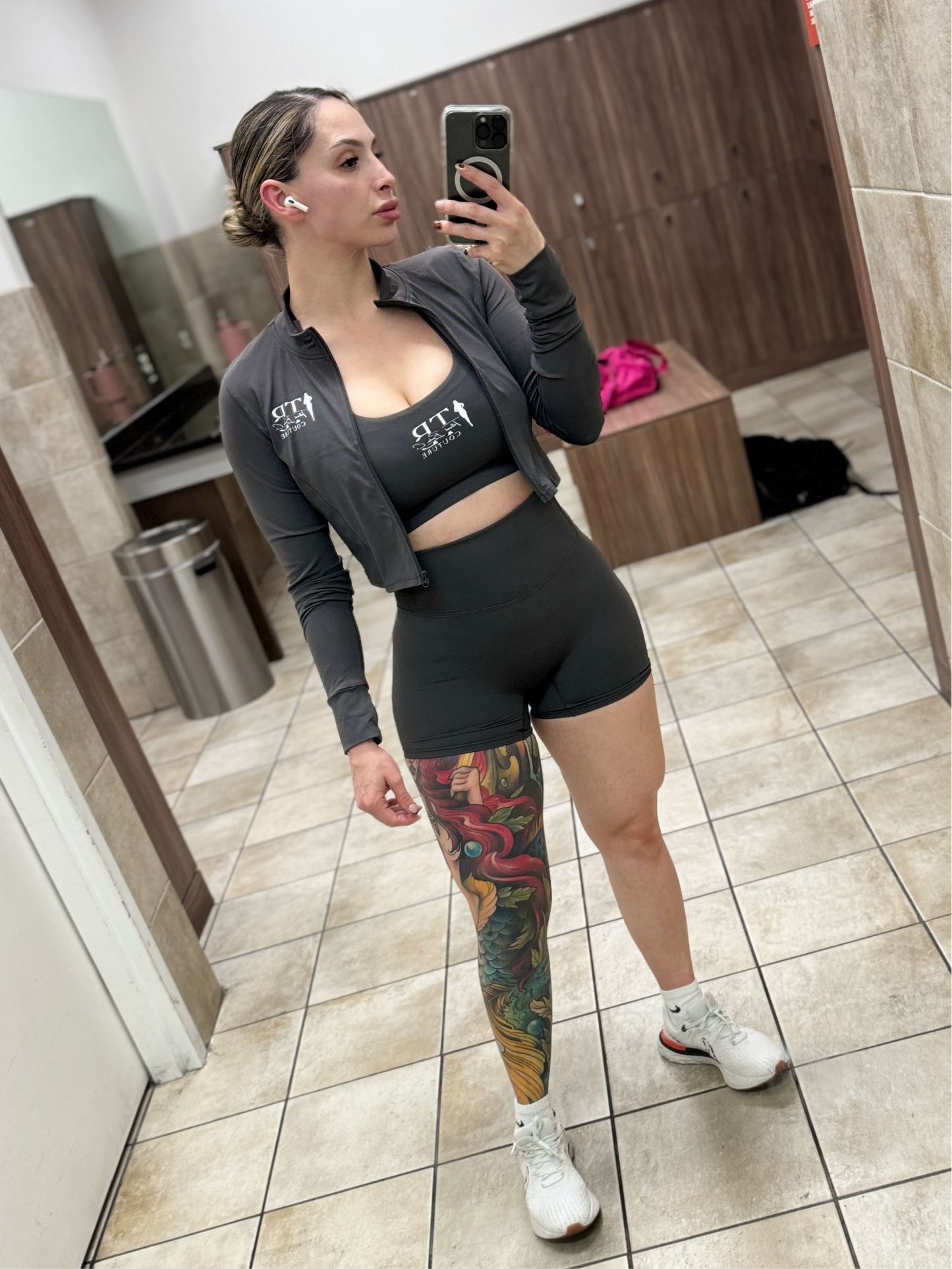 Trendy Short Gray